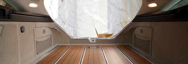 Edler Kirschholzboden für teures Yacht-Flair