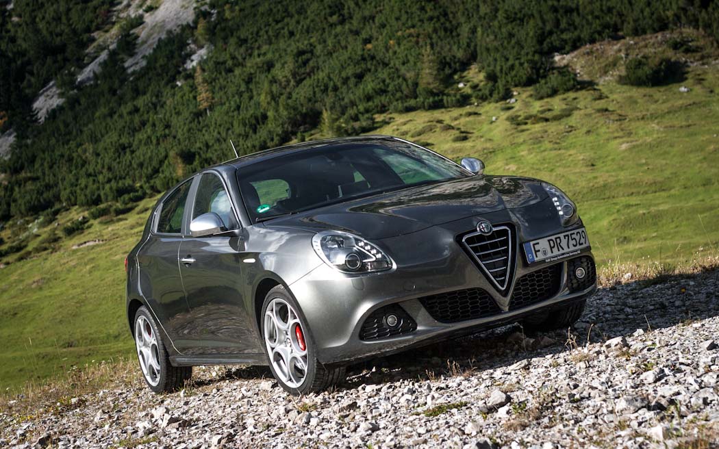 Alfa Romeo: Sport-Giulietta in Carbon-Optik – Die Testfahrer - Auto- und  Reise-Magazin