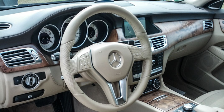 Mercedes-Benz CLS Shooting Brake Cockpit