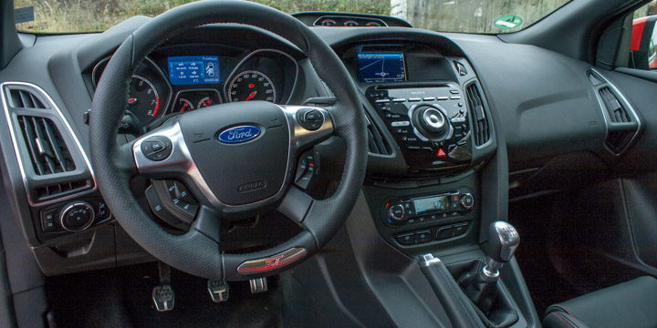 Ford Focus ST Cockpit