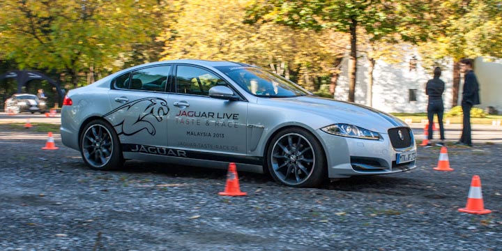 Jaguar Taste and Race Bremsprüfung