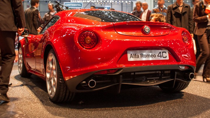 Alfa Romeo 4C in Genf Heckansicht