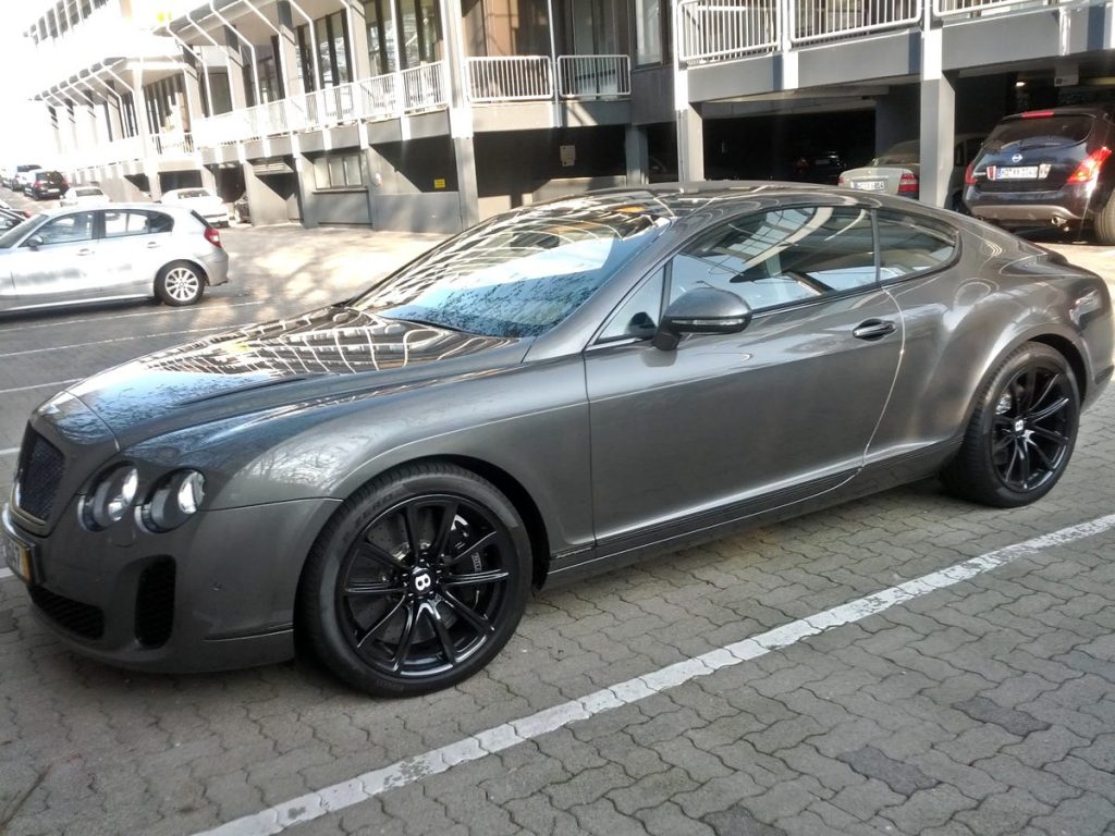 Bentley Continental Supersports Front
