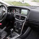 Volvo V40 2016 D3 SUMMUM Innenraum